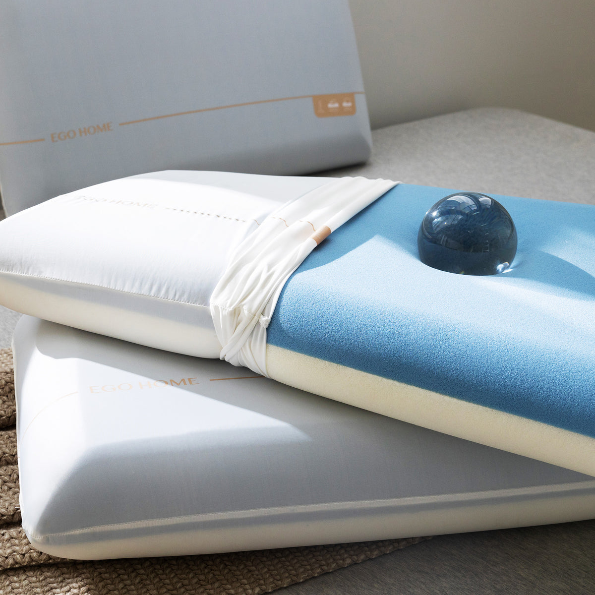 Contouring pillow for optimal neck comfort
